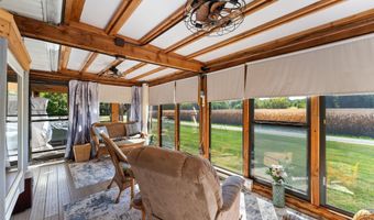 1422 MCCLOUD Rd, Aledo, IL 61231