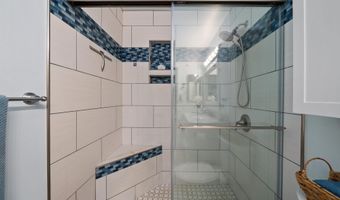 3950 Kalai Waa St V-202, Kihei, HI 96753
