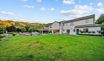 2116 Shadow Creek Dr, Agoura Hills, CA 91301
