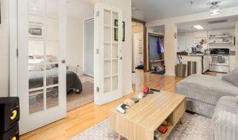 131 Main St 211, Burlington, VT 05401