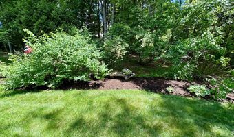 281 Clyde Rd, Bangor, ME 04401