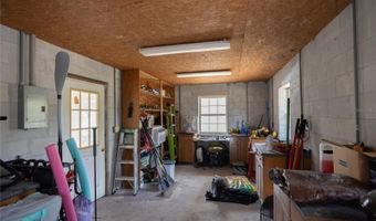 3670 NW 20TH Ave, Bell, FL 32619