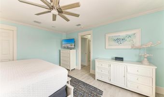 511 LOQUAT Dr, Anna Maria, FL 34216