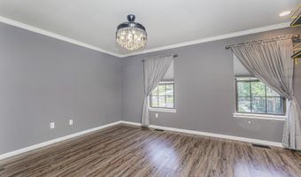 195 Kinnoll Hill Ct, Aberdeen, NJ 07747