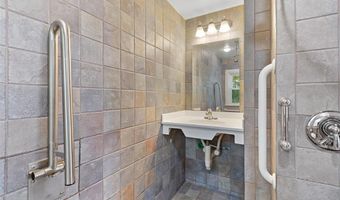 111 White Pkwy, North Smithfield, RI 02896