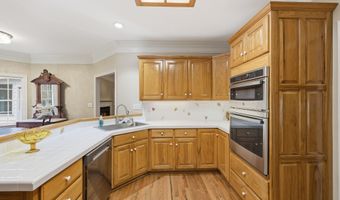 102 River Bottom Cir, Athens, GA 30606