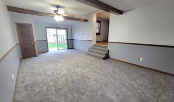 615 N 3rd St, Aberdeen, SD 57401