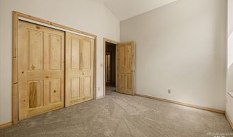 1917 S Springbrook Ln, Boise, ID 83706