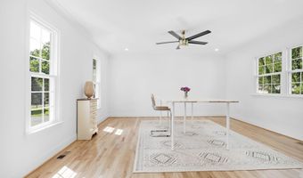 16908 FREEDOM Way, Rockville, MD 20853