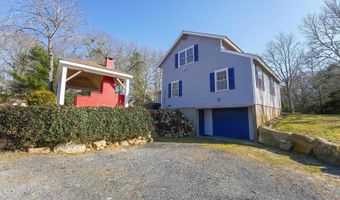 240 Oak St, Centerville, MA 02632