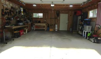 232 E Thielke Ave, Appleton, MN 56208