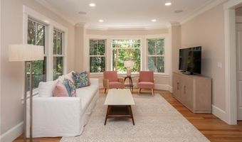 36 Bull St, Newport, RI 02840