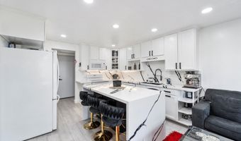 6073 E Butterfield Ln, Anaheim, CA 92807