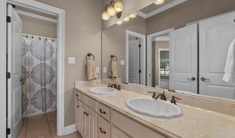 5005 Willow Chase Dr, Benton, LA 71006