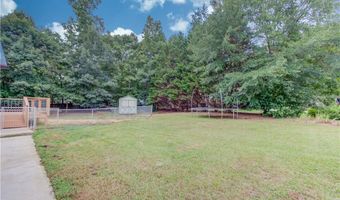 105 Deupree Ct, Athens, GA 30607