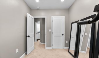 4033 WOODHAVEN Ave, Baltimore, MD 21216