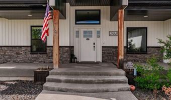 2868 Spring Gulch Dr, Ammon, ID 83406