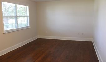 120 Cotton St, Belle Chasse, LA 70037