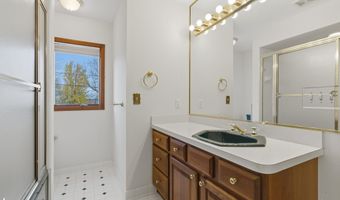 140 Kenyon, Algonac, MI 48001