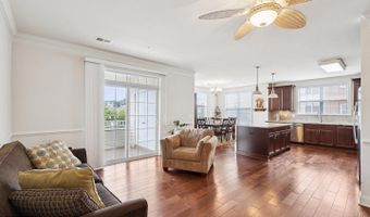 44589 YORK CREST Ter #200, Ashburn, VA 20147