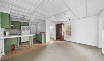 624 N Broad St, Adrian, MI 49221