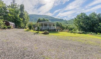 368 Valley End Rd, Ararat, VA 24053