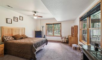 23754 Sportsmans Club Ln, Adel, IA 50003