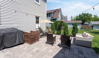 1612 N HARRIMAN St, Appleton, WI 54911