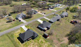 117 Creekside Dr, Albertville, AL 35950
