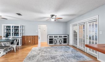 905 VAN Dr, Auburndale, FL 33823