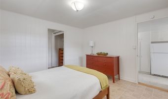 2166 Palolo Ave, Honolulu, HI 96816