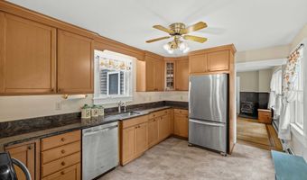 18 Cards Mill Rd, Columbia, CT 06237