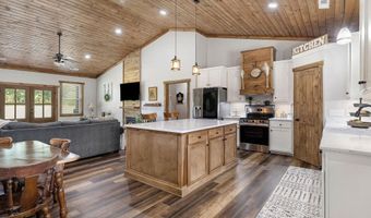 1897 White Oak Rd, Albertville, AL 35950