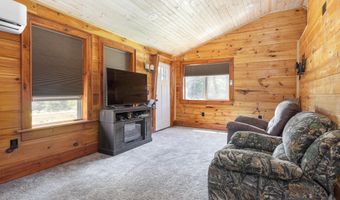 2 Firefly Dr, Baldwin, ME 04091