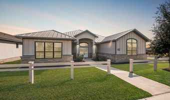 1304 Meyer Pkwy, New Braunfels, TX 78132