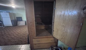 711 S Simon St, Ada, OH 45810