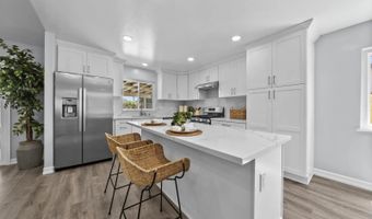 4105 Alana Cir, Oceanside, CA 92056