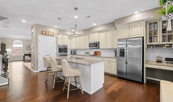 42230 PIEBALD Sq, Aldie, VA 20105