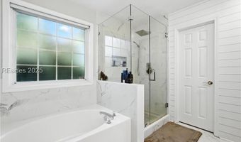 19 Lake Linden Dr, Bluffton, SC 29910
