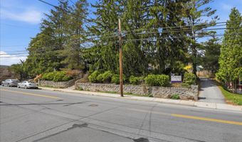 144 W MAIN St, Adamstown, PA 19501
