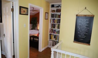 703 Maple St, Alexandria, MN 56308