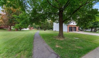 10304 SEA PINES Dr, Bowie, MD 20721
