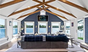 166 New Meadow Rd, Barrington, RI 02806