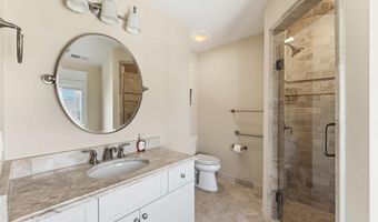 162 75th St, Avalon, NJ 08202