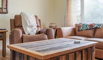 508 Circle Dr E, Cody, WY 82414