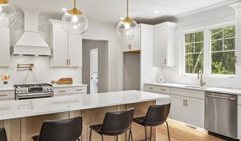 286 South Rd, Brentwood, NH 03833