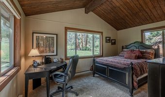 348 Crown Point Dr, Bellvue, CO 80512