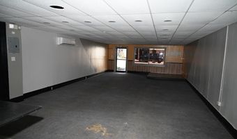 112 S Hutchinson Ave, Adel, GA 31620