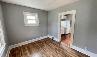 1072 Pitkin Ave, Akron, OH 44310