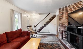 444 W Auburn Rd, Auburn, ME 04210